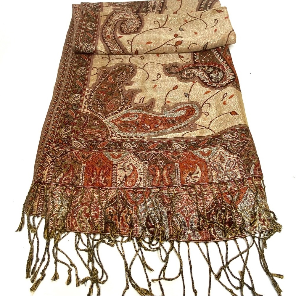 Pashmina cashmere and silk paisley print shawl in beautiful warm fall colors